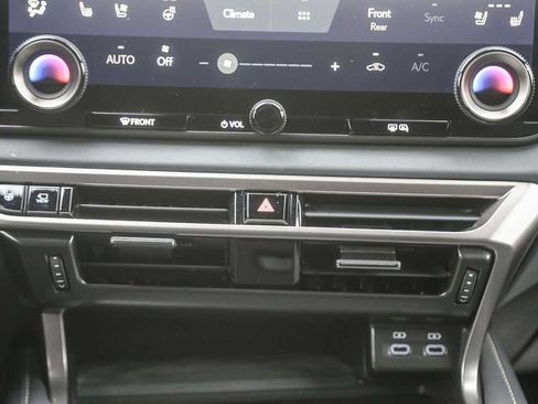 Used 2024 Lexus RX 350 F Sport w/ Convenience Package image 10