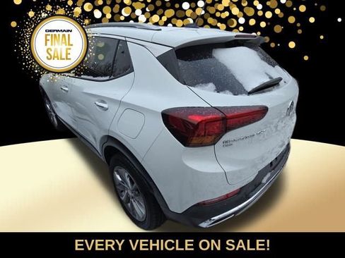 Used 2022 Buick Encore GX Essence w/ Advanced Technology Package image 5