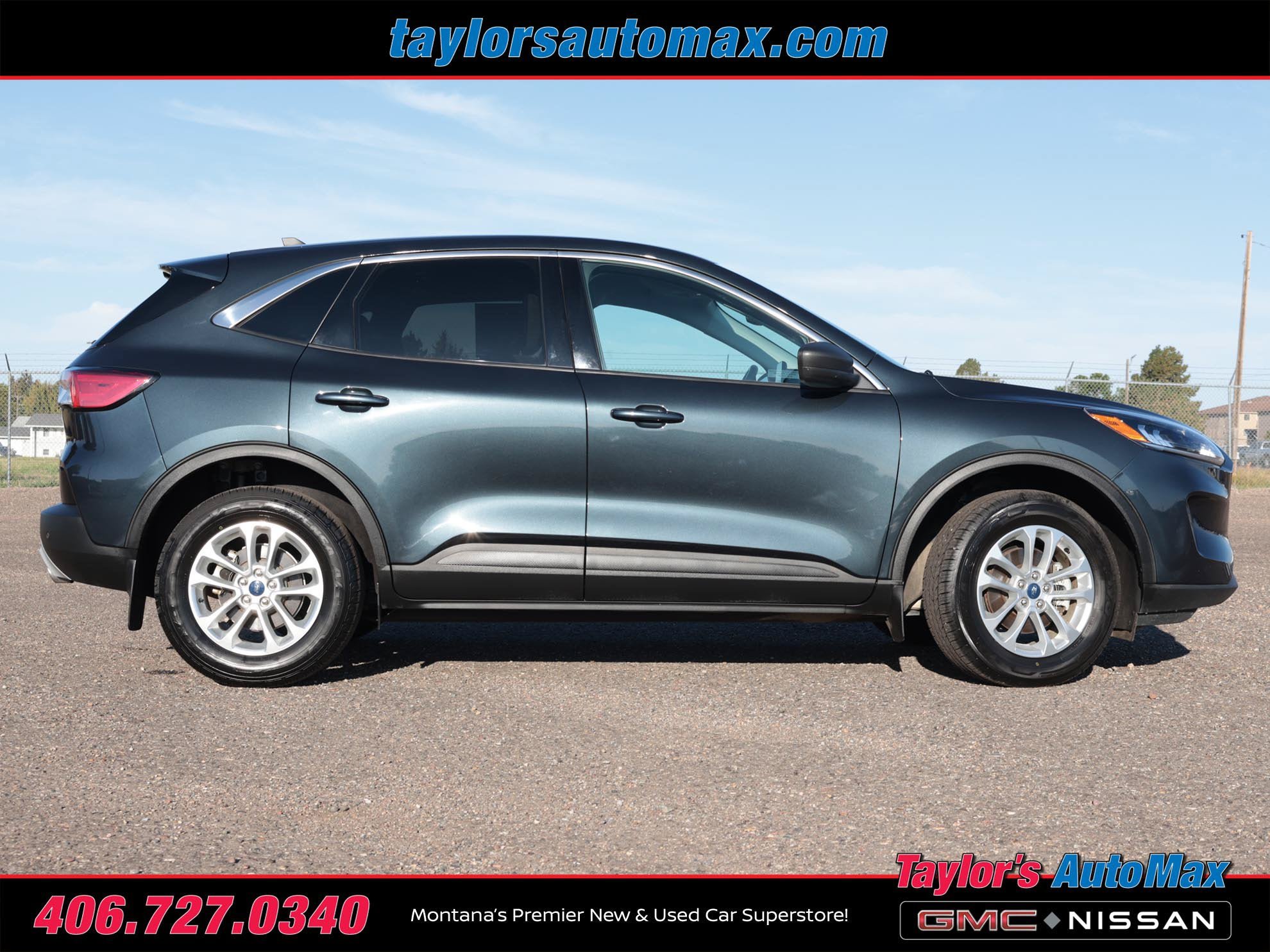 Used 2022 Ford Escape SE w/ Cold Weather Package AWD/4WD image 3