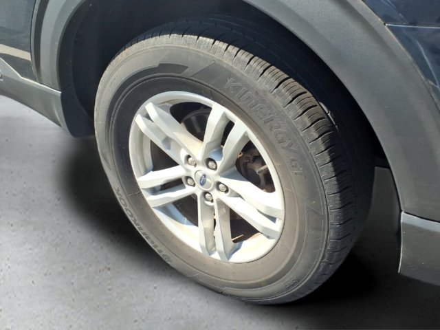 Used 2023 Ford Explorer XLT AWD/4WD image 20