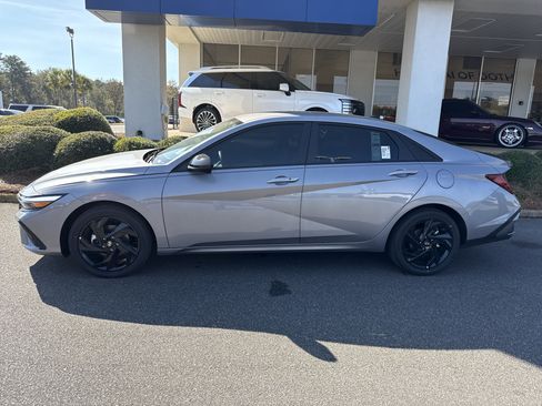 New 2026 Hyundai Elantra Sport image 2