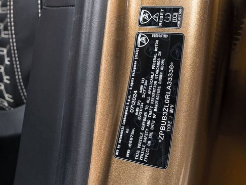 Used 2024 Lamborghini Urus S image 12