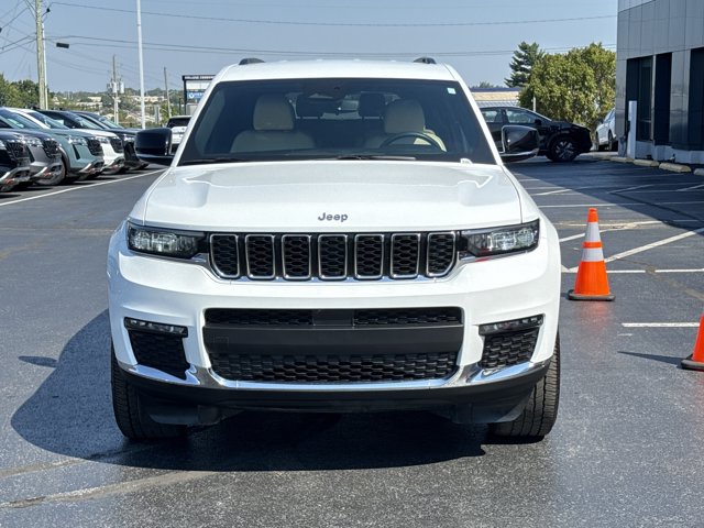 Used 2023 Jeep Grand Cherokee L Limited AWD/4WD image 16