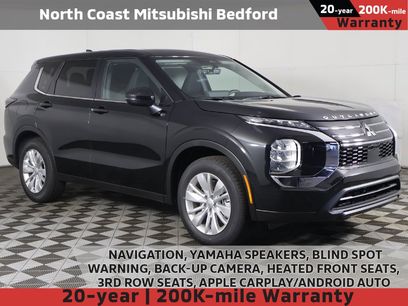 New 2025 Mitsubishi Outlander ES