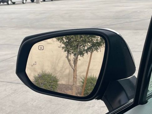 Used 2024 Toyota Sienna XLE image 12