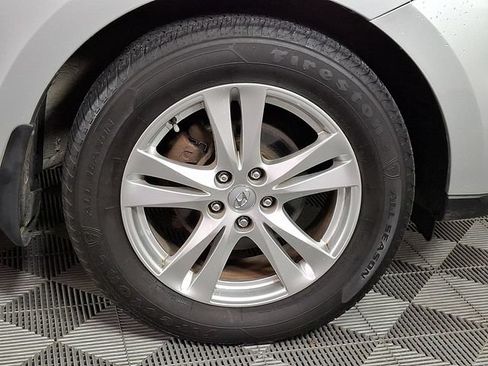 Used 2012 Hyundai Santa Fe SE AWD/4WD image 10