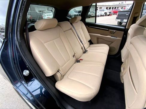 Used 2011 Hyundai Santa Fe GLS image 18