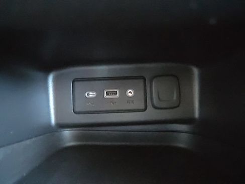 Used 2020 Chevrolet Equinox LT w/ Driver Convenience Package AWD/4WD image 14