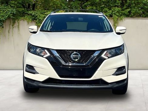 Used 2020 Nissan Rogue Sport SV AWD/4WD image 2