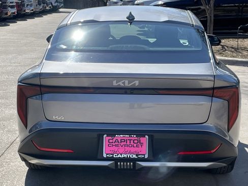 Used 2025 Kia K4 LXS image 5