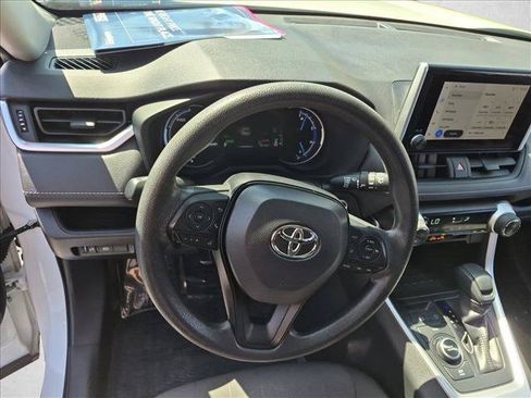 Used 2024 Toyota RAV4 XLE AWD/4WD image 11