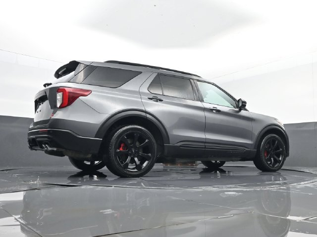 Used 2022 Ford Explorer ST w/ ST Street Pack AWD/4WD image 30