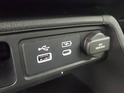 Certified 2024 Honda Pilot Touring image 25