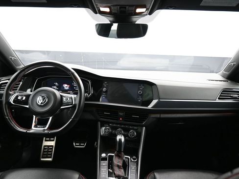 Used 2021 Volkswagen Jetta GLI Autobahn image 34
