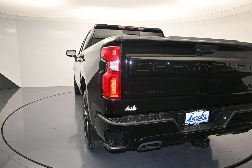 Used 2026 Chevrolet Silverado 1500 High Country w/ Midnight Edition AWD/4WD image 26