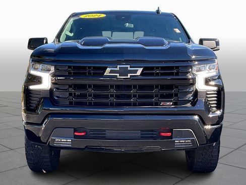 Used 2024 Chevrolet Silverado 1500 LT Trail Boss w/ Convenience Package II image 3