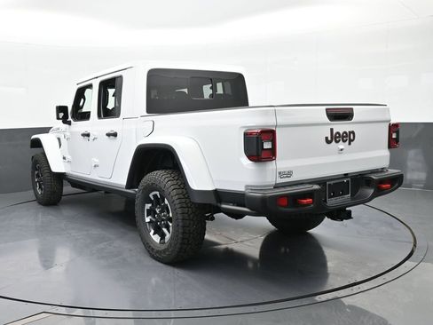 New 2026 Jeep Gladiator Rubicon w/ Steel Power Dome Hood Package AWD/4WD image 4