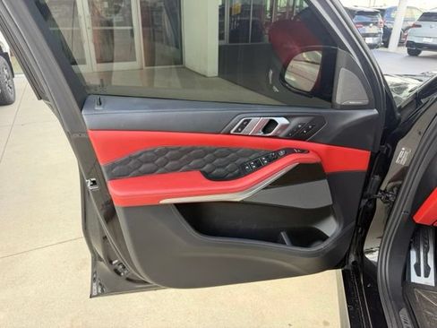 Used 2022 BMW X5 M w/ Executive Package AWD/4WD image 11