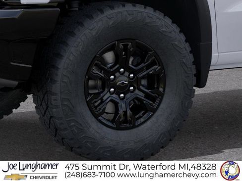 New 2026 Chevrolet Silverado 1500 ZR2 w/ Dark Appearance Package AWD/4WD image 9