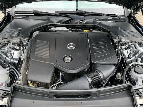 Certified 2024 Mercedes-Benz C 300 4MATIC Sedan image 32