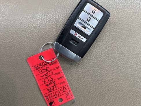 Used 2018 Acura TLX V6 image 33