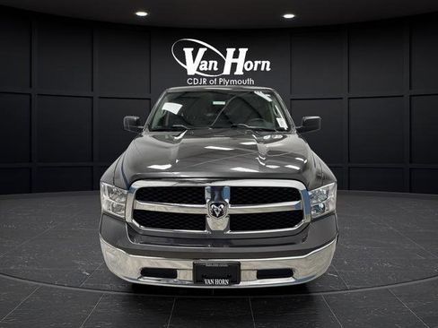 Used 2023 RAM 1500 Classic SLT image 9