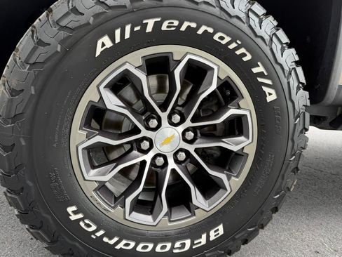 Certified 2022 Chevrolet Colorado ZR2 AWD/4WD image 37