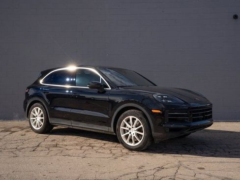 Certified 2024 Porsche Cayenne image 9