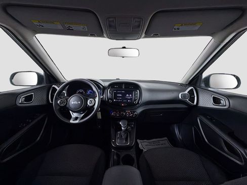 Used 2022 Kia Soul LX FWD image 9