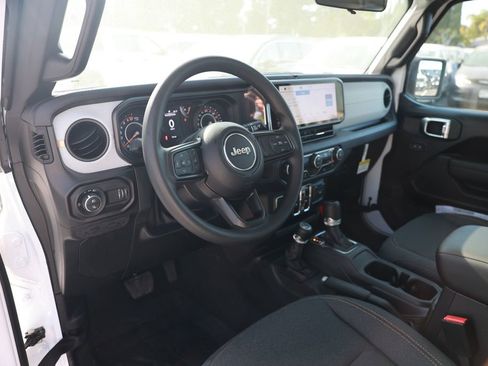 New 2026 Jeep Gladiator Sport image 11