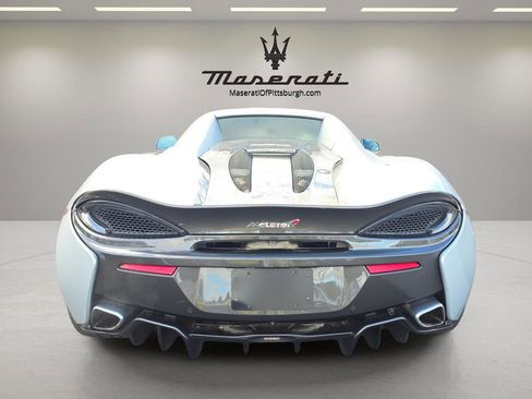 Used 2018 McLaren 570S Base image 4