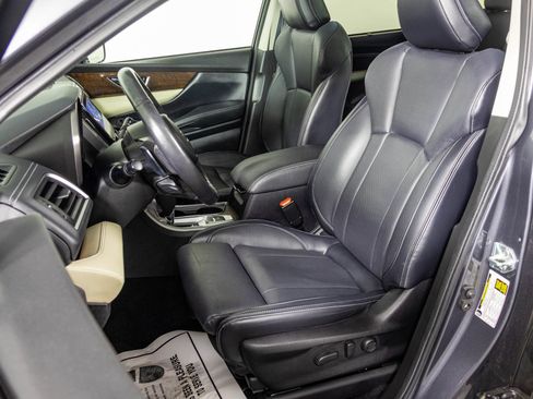 Used 2022 Subaru Ascent Touring AWD/4WD image 26