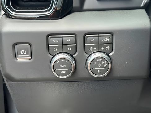 New 2026 GMC Sierra 1500 AT4 w/ AT4 Premium Package AWD/4WD image 19