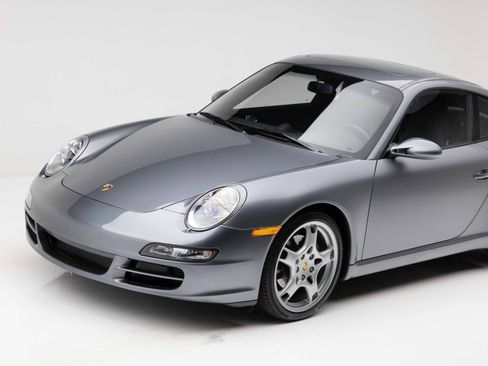 Used 2006 Porsche 911 Carrera RWD image 27