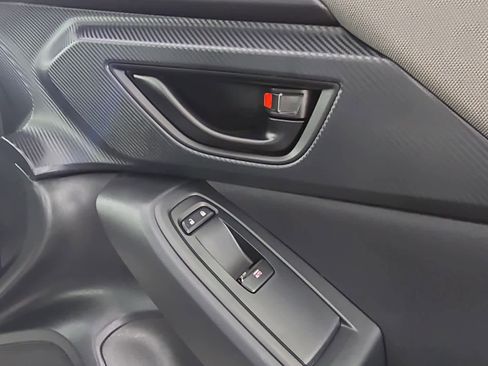 Certified 2024 Subaru Crosstrek 2.0i Premium image 9