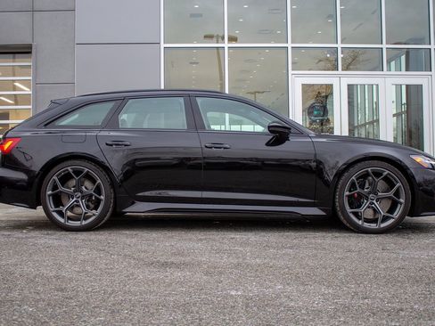 Used 2026 Audi RS 6 performance image 4