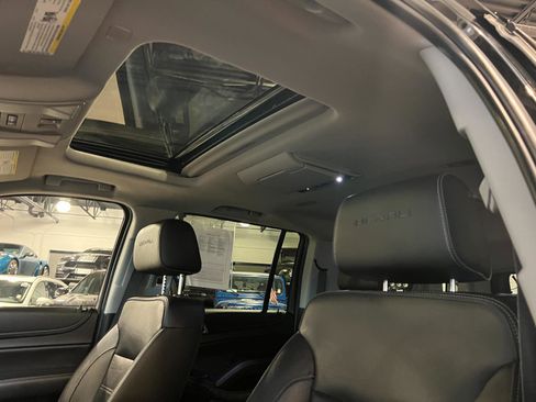 Used 2018 GMC Yukon XL Denali w/ Denali Ultimate Package AWD/4WD image 23