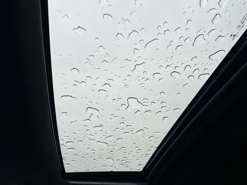 Used 2021 GMC Sierra 1500 SLT w/ SLT Premium Plus Package image 18