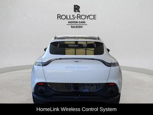 Used 2021 Aston Martin DBX image 7