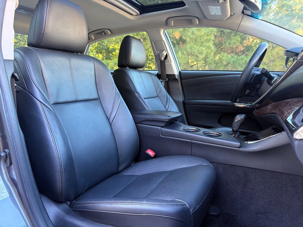 Used 2014 Toyota Avalon XLE Touring FWD image 9