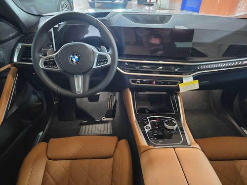 New 2026 BMW X6 xDrive40i w/ Executive Package image 19