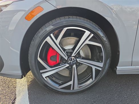 New 2026 Volkswagen GTI SE image 10