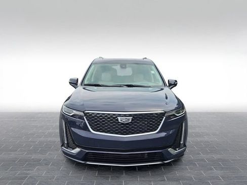 Used 2024 Cadillac XT6 Premium Luxury w/ Technology Package AWD/4WD image 2