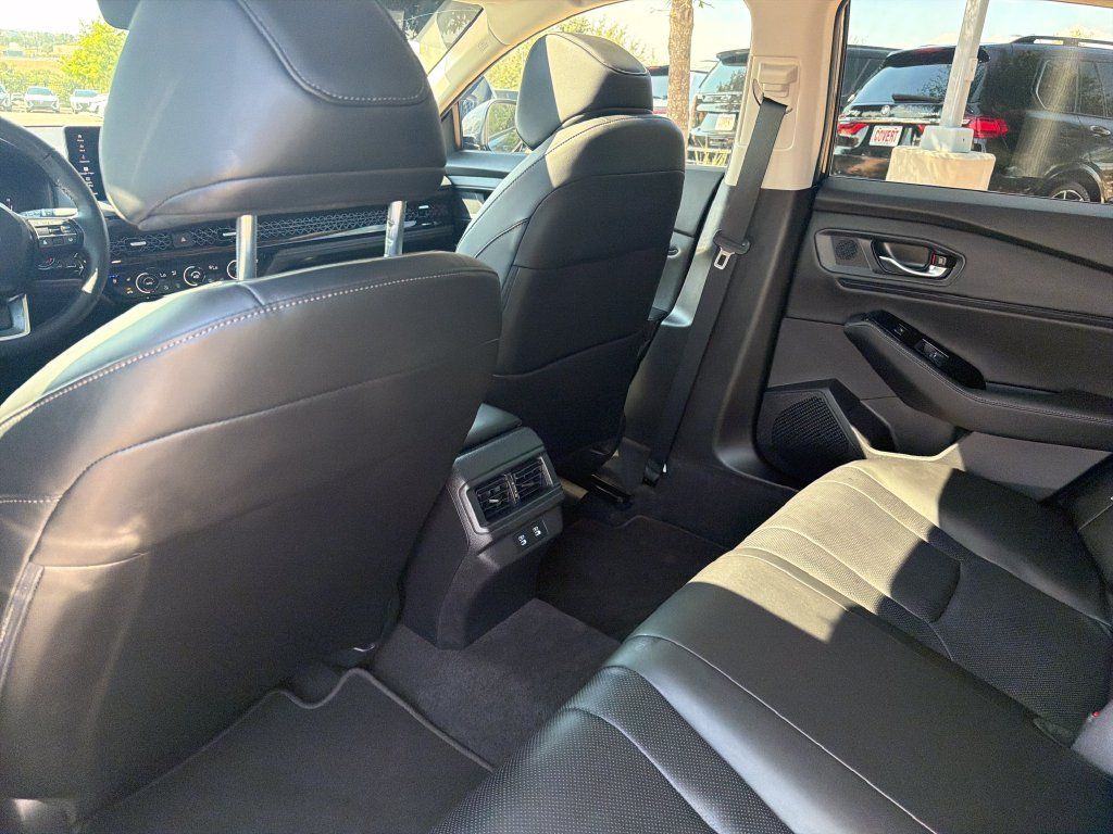 Used 2025 Honda Accord Touring image 33