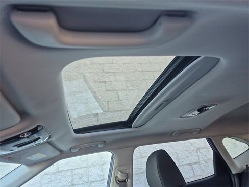 Used 2023 Kia Seltos EX image 13