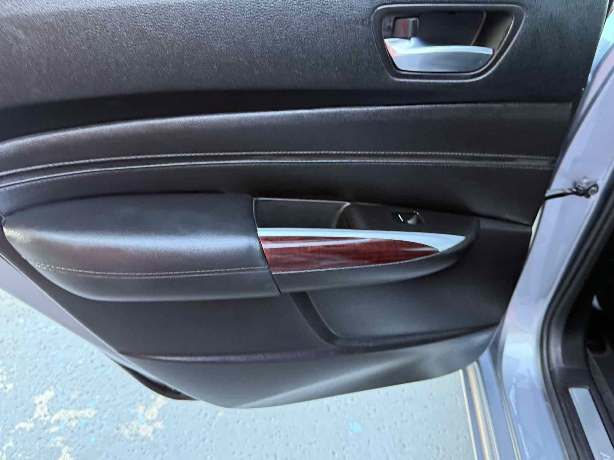 Used 2016 Acura TLX FWD image 73