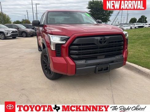 Used 2022 Toyota Tundra SR5 RWD image 1