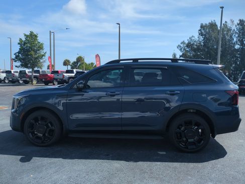 Used 2025 Kia Sorento SX AWD/4WD image 7
