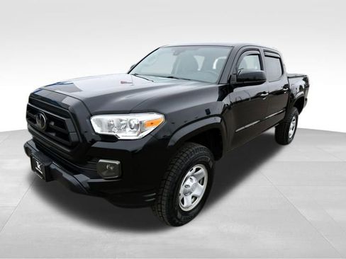 Used 2022 Toyota Tacoma SR AWD/4WD image 4