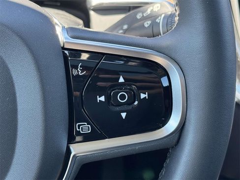 Certified 2024 Volvo V60 B5 Cross Country Plus image 19